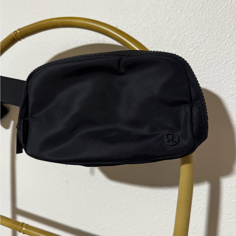 lululemon athletica Black Belt Bag